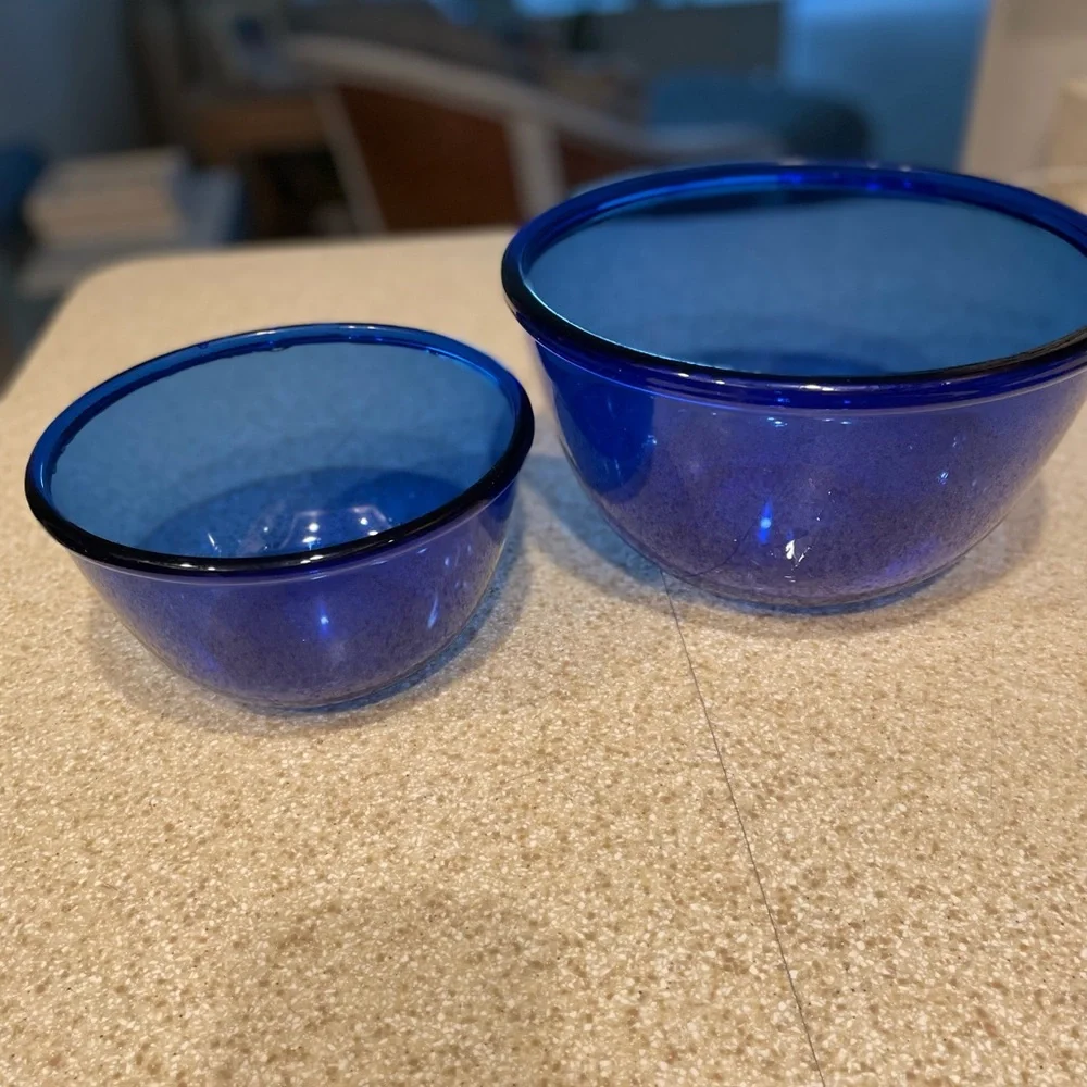 Colbalt blue bowls-excellent condition-made in France-collectors item.